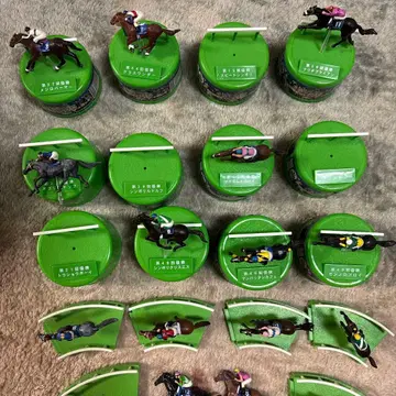 경마 피규어 세트 (결품 있음)