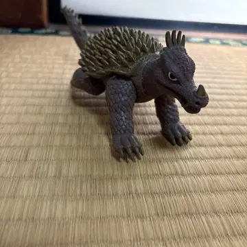 고질라 피규어 앙기라스