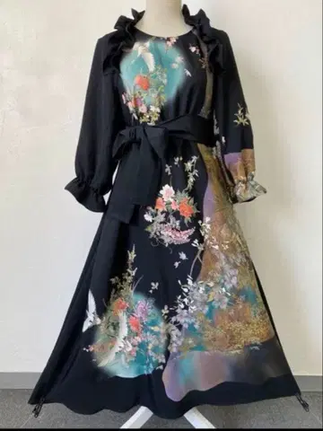 타니자키 준이치로의 세계 낙관인 첨부 볼레로와 드레스 세트