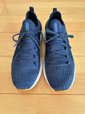 언더아머 HOVR 네이비 러닝화