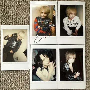 ACME DIV CHISA 님 폴라로이드