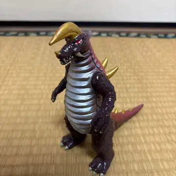 괴수 피규어 블랙킹