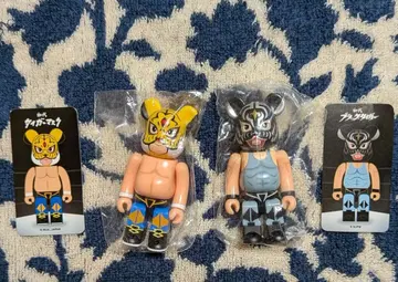 [ 시리즈 34 타이거 마스크 블랙 타이거 ] 베어브릭 카드 포함