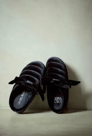 SUBU LE x ANNA CHOI x SUBU 루셰라 블루