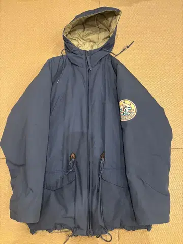 블루 다운 자켓