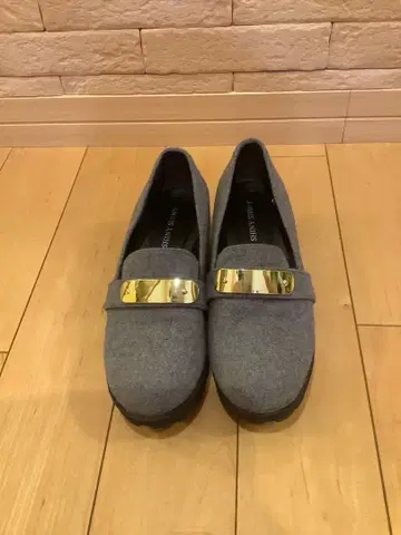 그레이 울풍 로퍼 펌프스