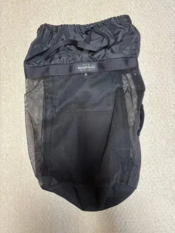 mont-bell 메쉬 백팩 블랙