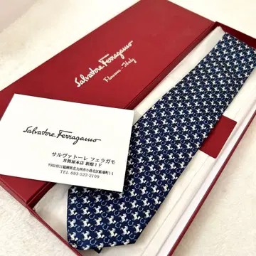 새상품 살바토레 페라가모 간치니 홀스 무늬 실크 100% 넥타이