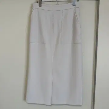 NATURAL BEAUTY BASIC 화이트 타이트 스커트 S