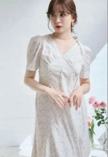 팔레르모 랩 이펙트 드레스 화이트