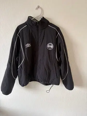 Umbro 블랙 나일론 자켓