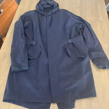 PLST 후드 부착 모즈 코트 다크 블루