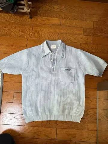 BLESSU 스카이블루 니트 셔츠