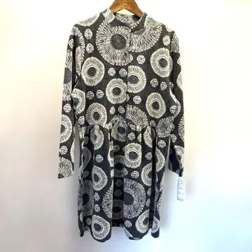 원형 무늬 긴팔 튜닉