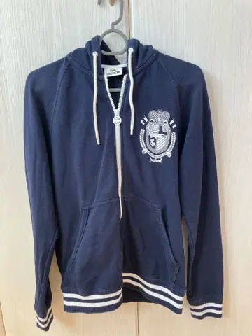 새상품급 라코스테 후드티