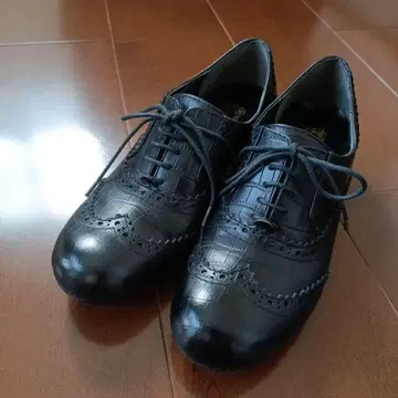 블랙 가죽 옥스퍼드 신발