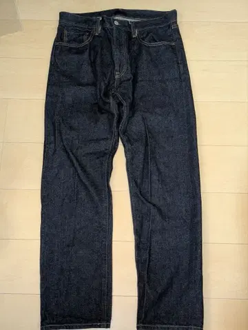 2022년제 유니클로 셀비지 데님 32 빨간 귀 일본제