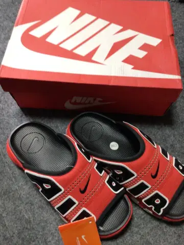 에어 모어 업템포 슬라이드