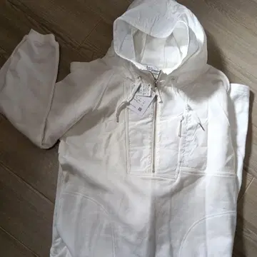 야마다야 미사용 새상품 LASUD 화이트 포켓 후드 부착 후드티 3 슬릿