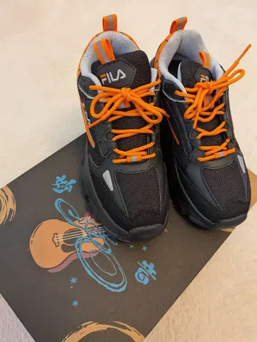 유리 23cm FILA 콜라보 스니커즈 블랙/오렌지 스니커즈