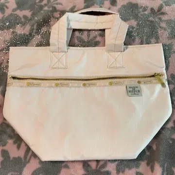 MAISON REFEUR 화이트 토트백