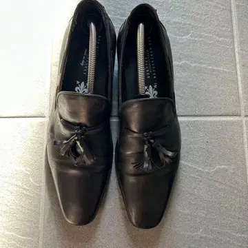 NEW GENERATION'S 가죽 태슬 드레스 신발