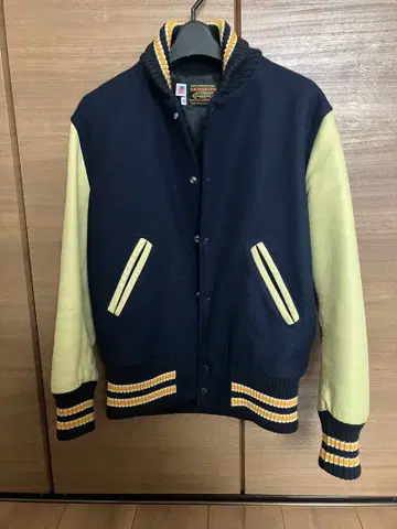 스코컴 바시티 자켓 32