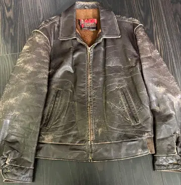 다크 브라운 가죽 자켓