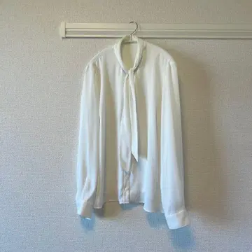 NEWYORKER 블라우스