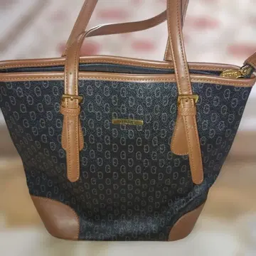 GRACIOUS 그라시아 네이비 브라운 숄더백