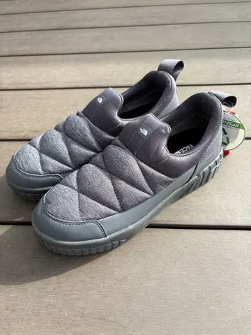 THE NORTH FACE 그레이 슬립온 택 포함 새상품 28cm