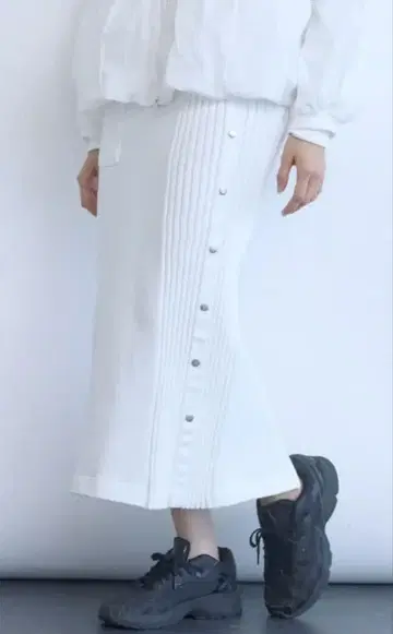 LASUD 사이드 리브 내로우 스커트