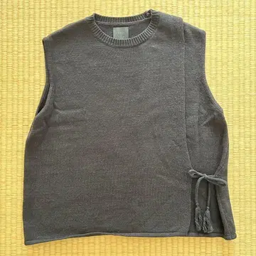 늑대와 올빼미, 두루 퍼지는 밤의 행진곡