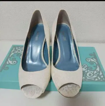 베니루 펌프스 오픈토 펌프스