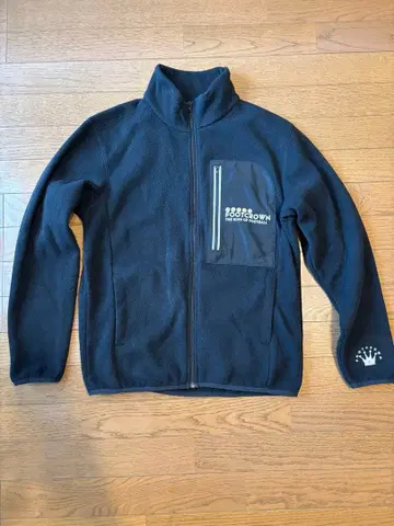 새상품급 풋크라운 상하의 세트 S 사이즈 위 플리스 소재 아래 저지 소재