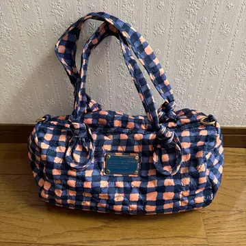 Marc by Marc Jacobs 네이비와 핑크 체크 무늬 토트백