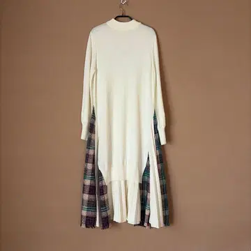 베로폰나 니트 원피스 플리츠 원피스 화이트 38