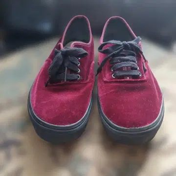 VANS LAUGH 오센틱 버건디 벨벳 벨로아 27