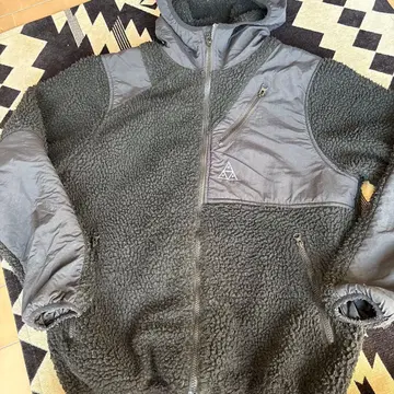 HUF 플리스 자켓 블랙