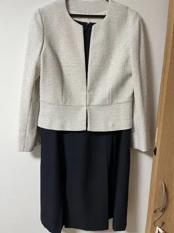 포멀 슈트 3세트 화이트 네이비