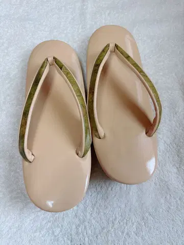 베이지 조리 합성 피혁 그린 컬러 하나오