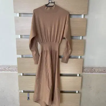 러그나문 니트 롱 원피스