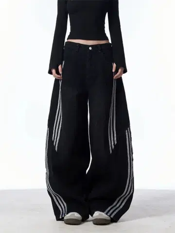 WAVE LINE PANEL WIDEDENIMPANTS MRY001709