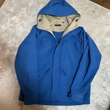 파란색 나일론 마운틴 후드티 L 사이즈