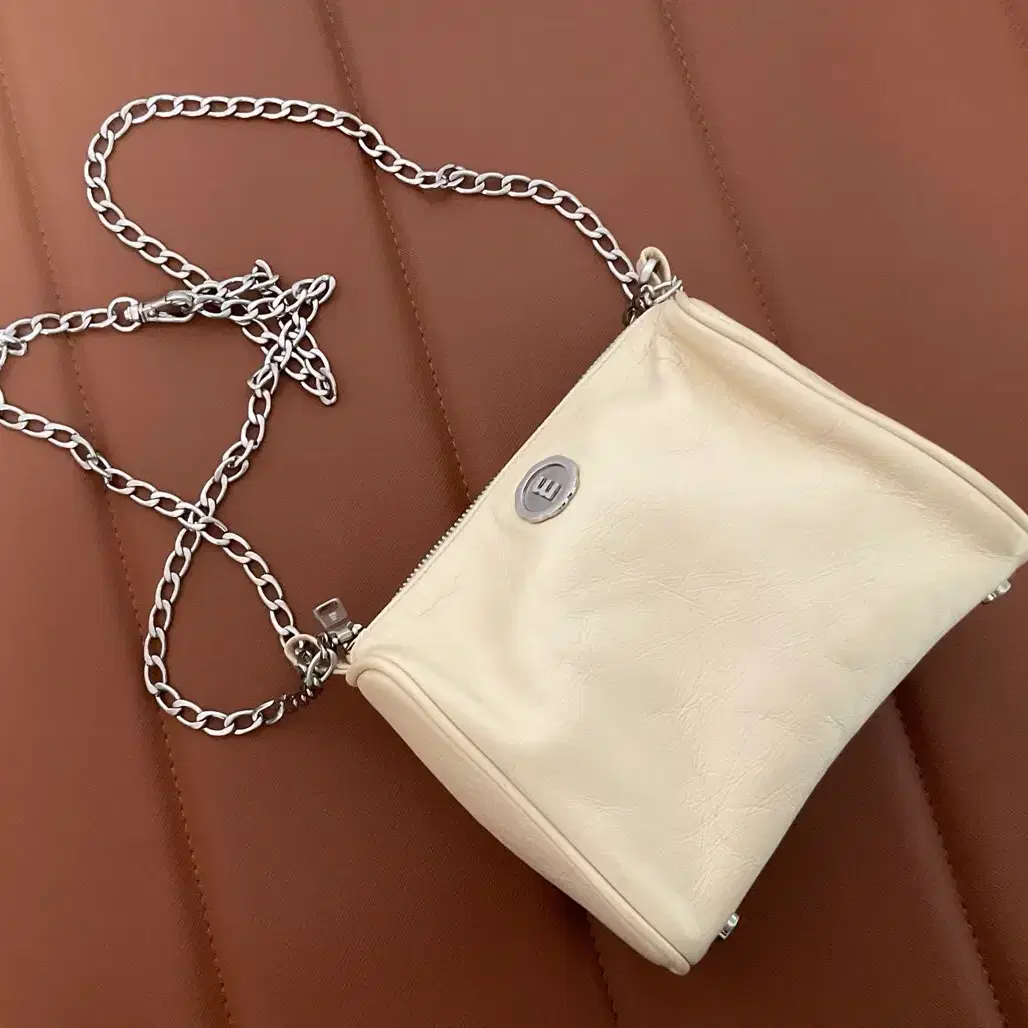 MINITMUTE | 미닛뮤트 MinuteMute Brett Mini Mu Ivory on Bunjang