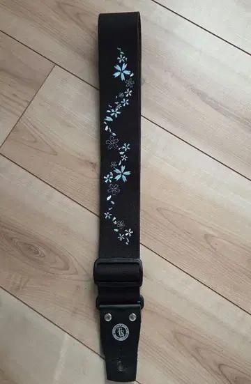 Grande uomo (그랑데 우오모) TS-2 AC 설벚꽃 블랙