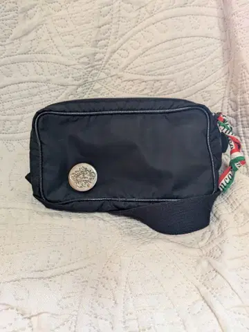 오로비안코 바디백