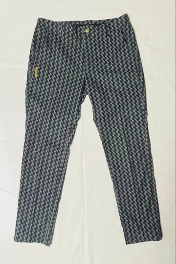 Resurrection 올 패턴 슬랙스 블랙