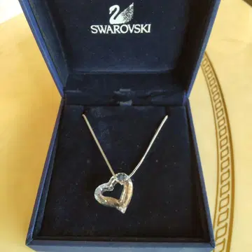 Swarovski 하트형 크리스탈 목걸이