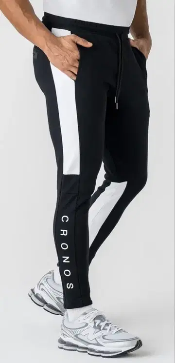 M 크로노스 CRONOS 데일리 릴렉스드 스키니 팬츠